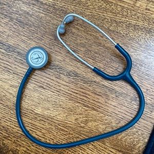 Like new Littmann stethoscope  classic ii SE 3m